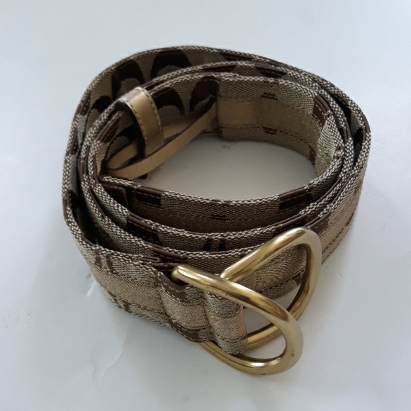 Coach Accessories - Coach 'D' Ring Buckle Belt